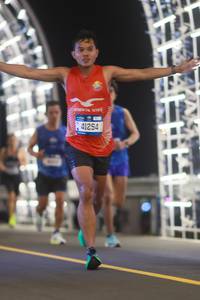 BIB: 201, 41254
                            <button type="button" onclick="openModal(20161139)" class="btn btn-primary btn-sm float-right btn-popup" data-toggle="modal" data-target=".modal-high-quality">
                        <i class="fas fa-shopping-cart"></i> Add to Cart
                    </button>
                                            <button type="button" onclick="isThisMe(20161139, true)" class="btn btn-success btn-sm float-right btn-popup btn-isme hidden" data-toggle="tooltip" data-placement="bottom" title="นี่คือรูปของคุณใช่ไหม คลิกที่นี่เพื่อเอาเข้าอัลบั้ม">
                        <i class="fas fa-plus"></i> Add to album
                    </button>
                    <button type="button" onclick="isThisMe(20161139, false)" class="btn btn-warning btn-sm float-right btn-popup btn-isnotme hidden">
                        <i class="fas fa-ban"></i> Remove from album
                    </button>